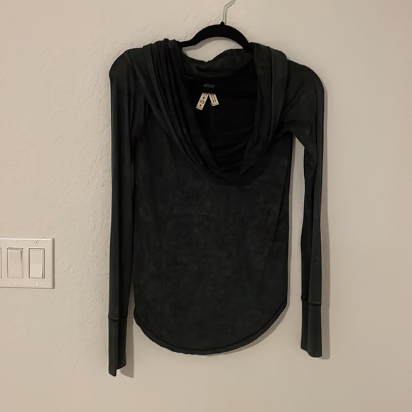 Free people cowl neck top - Picture 2 of 3